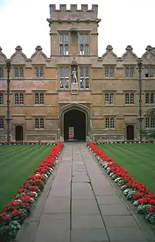 Courtyard of University College Oxford.