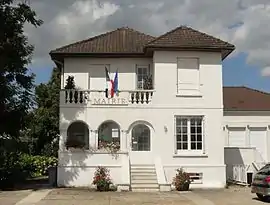 The new town hall of Villaines-sous-Bois, opened in 2012