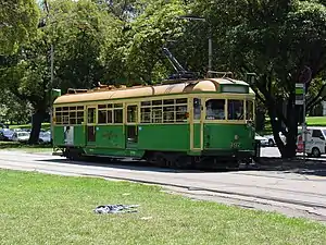 A W6-class tram on Victoria Street