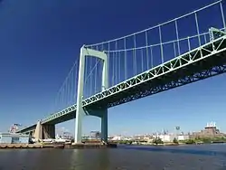 Walt Whitman Bridge connecting Gloucester City and Philadelphia, September 2004