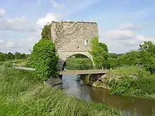 Remains of a sluice tower, quay and watermill over the Senne in the fields in Weerde