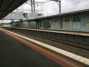 Southbound view from Westall platform 2 facing towards platform 1